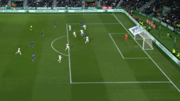 为什么现场记分板必须实时更新球员的WRC加成数据而非单纯打击率