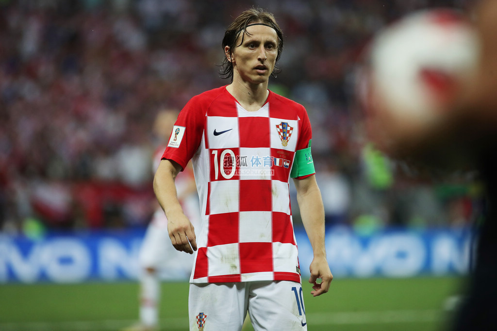 教练换人太神了，直接改变比赛